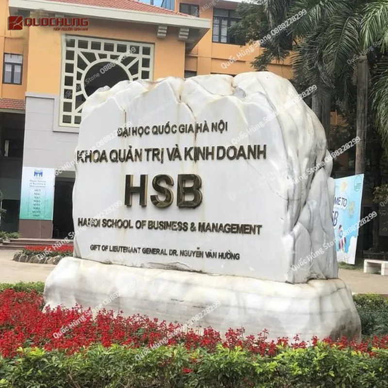 Biển Hiệu Trường Học Đá Tự Nhiên: Đẳng Cấp Bền Vững Với Thời Gian