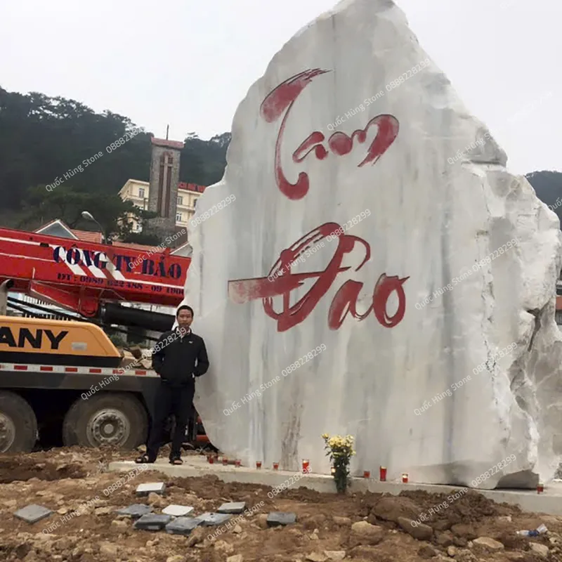 Biển Hiệu Doanh Nghiệp Bằng Đá Nguyên Khối – Tạo Dấu Ấn Đẳng Cấp Cho Thương Hiệu