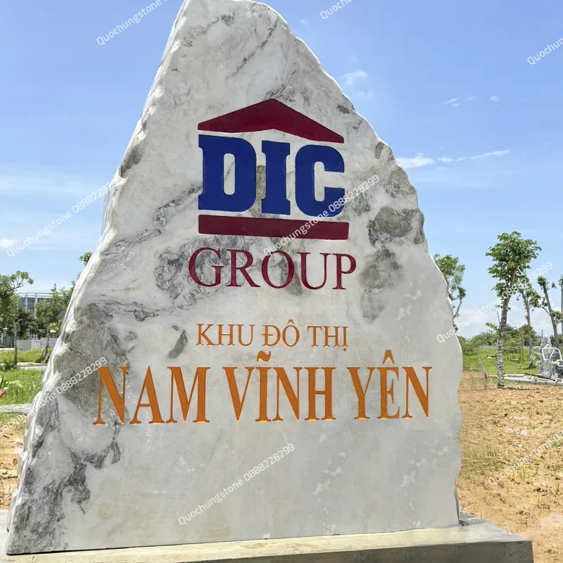 Công Trình Biển Hiệu Đá Tập Đoàn DIC
