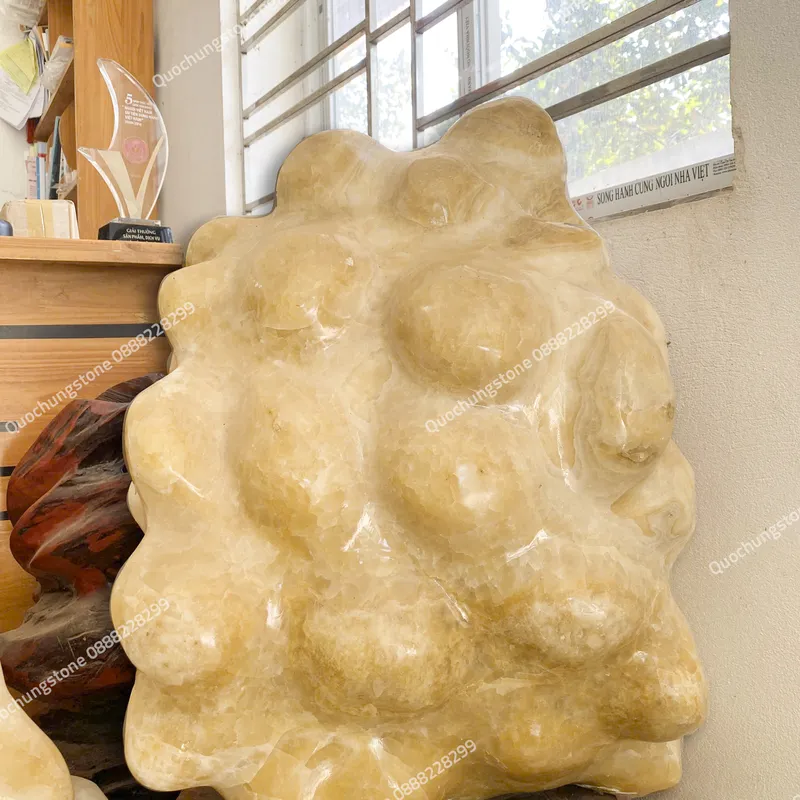 Núi Đá Canxit Vàng Tự Nhiên 130kg