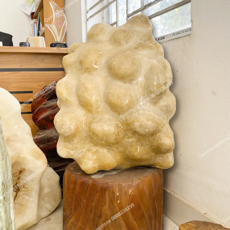 Núi Đá Canxit Vàng Tự Nhiên 130kg