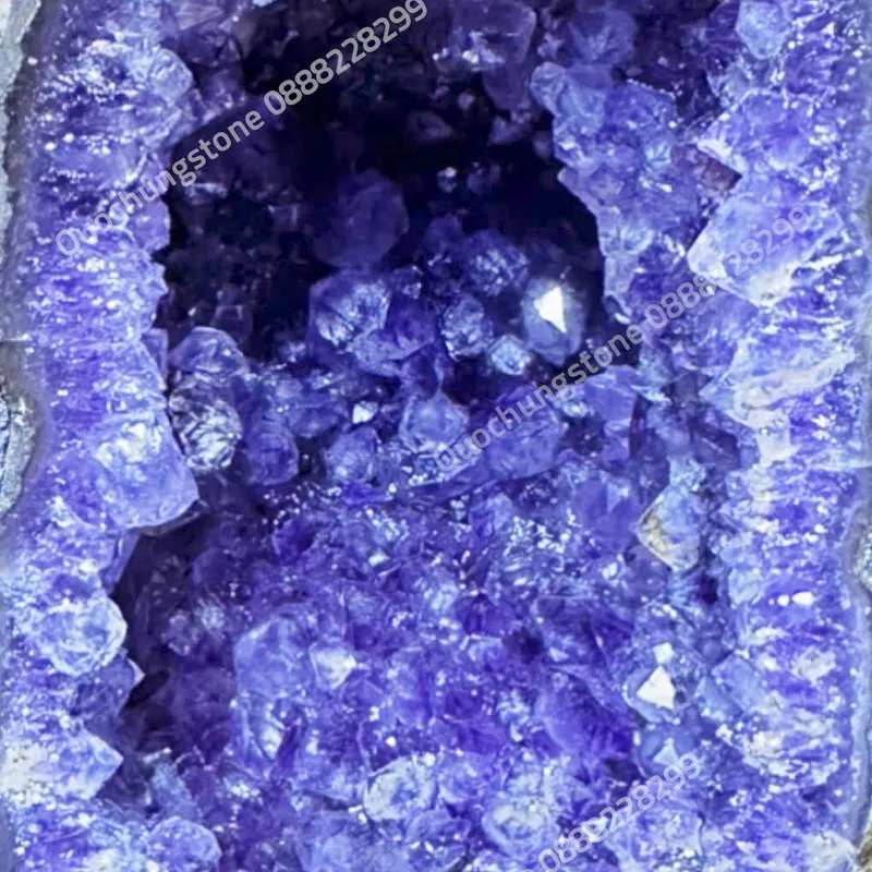 Hốc Đá Thạch Anh Tím 2.49kg- Cách Chọn Hốc Đá Thạch Anh Tím Phù Hợp Với Tuổi Và Mệnh