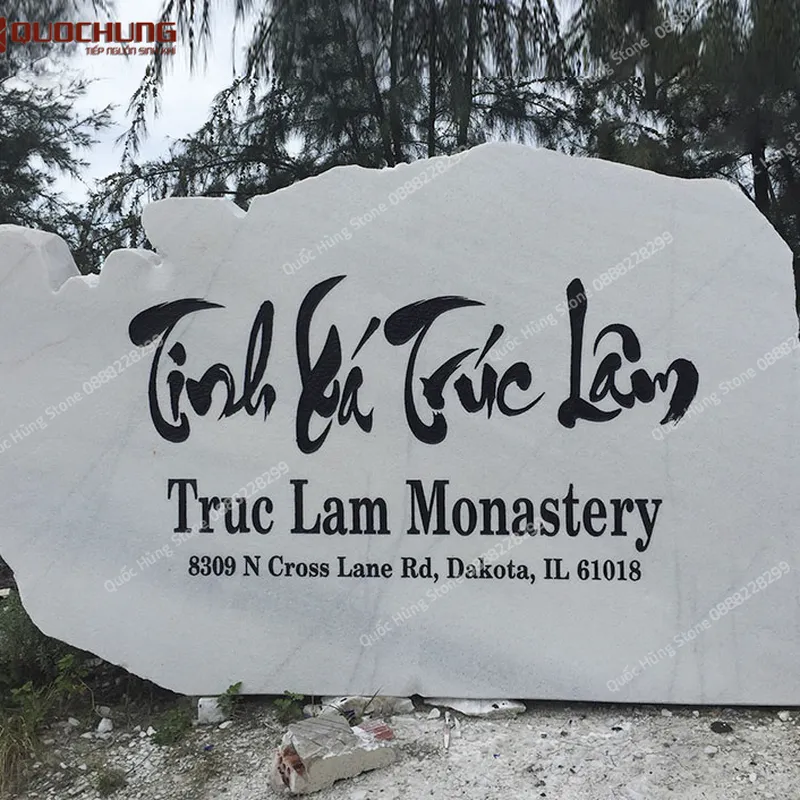 Biển Hiệu Đá Tự Nhiên Tạo Dựng Hình Ảnh Doanh Nghiệp Vững Mạnh