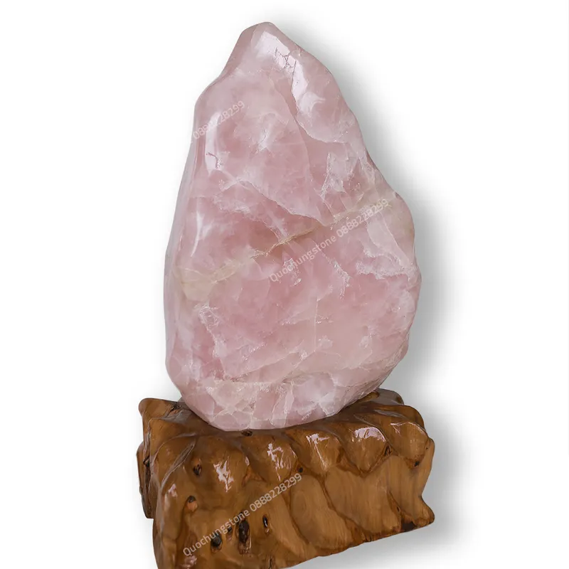 Núi Đá Thạch Anh Hồng Tự Nhiên – Mang Vượng Khí Cho Góc Làm Việc Tinh Tế