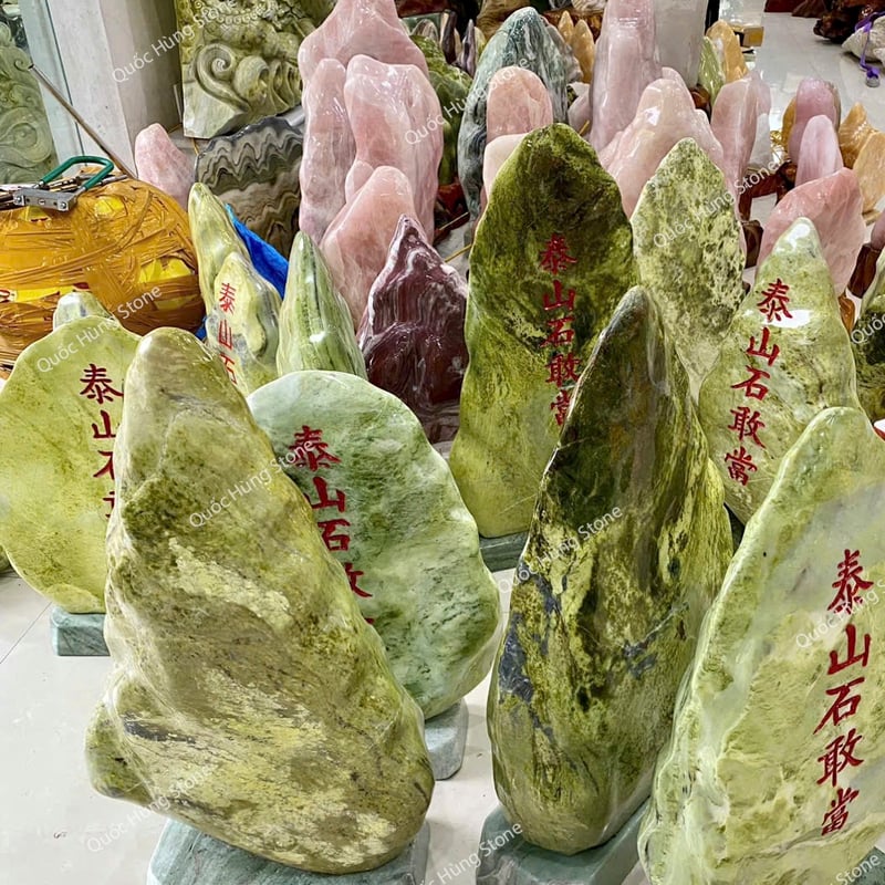 Thái Sơn Thạch Cảm Đương Đá Ngọc Xanh Yên Bái