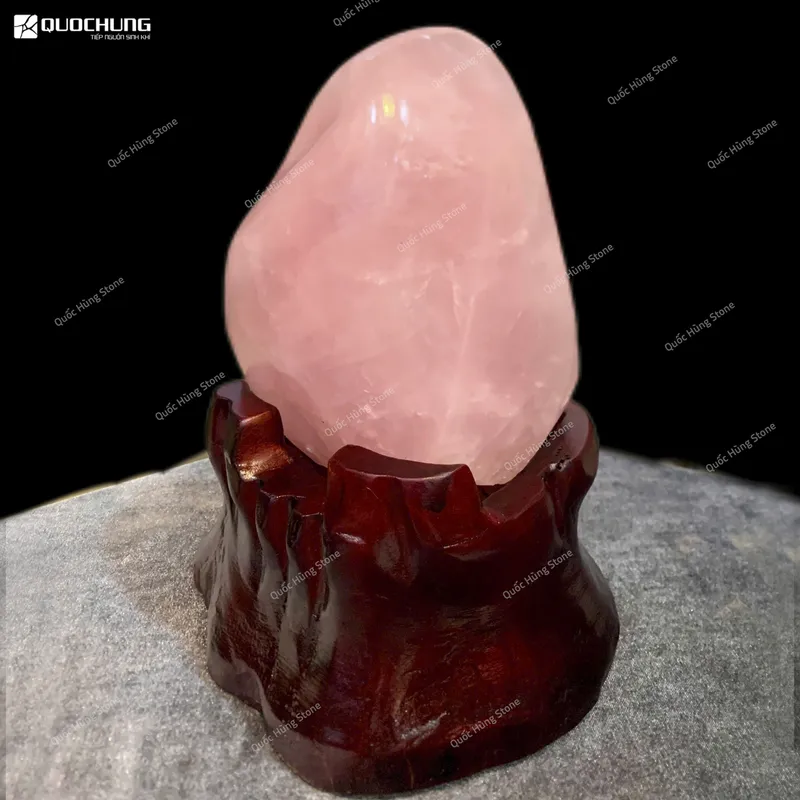 Núi Cảnh Đá Thạch Anh Hồng - 3,5kg