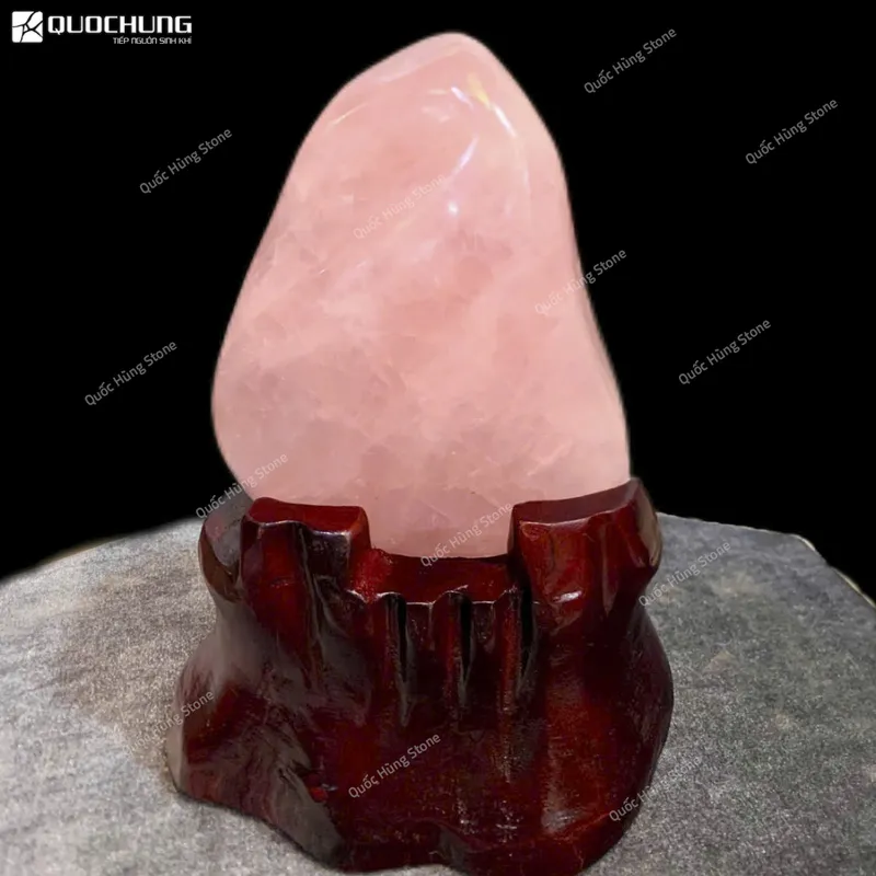 Núi Cảnh Đá Thạch Anh Hồng - 3,5kg