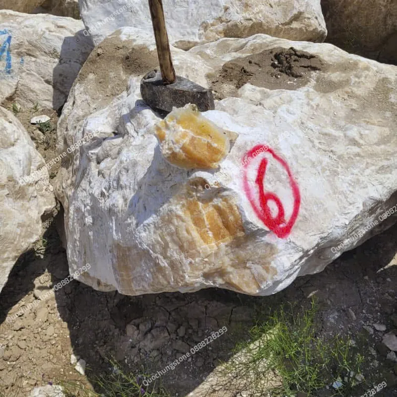 Phôi Đá Ngọc Hoàng Long Thô Tự Nhiên 100% – Giá Xưởng, Xuất VAT Hợp Lệ