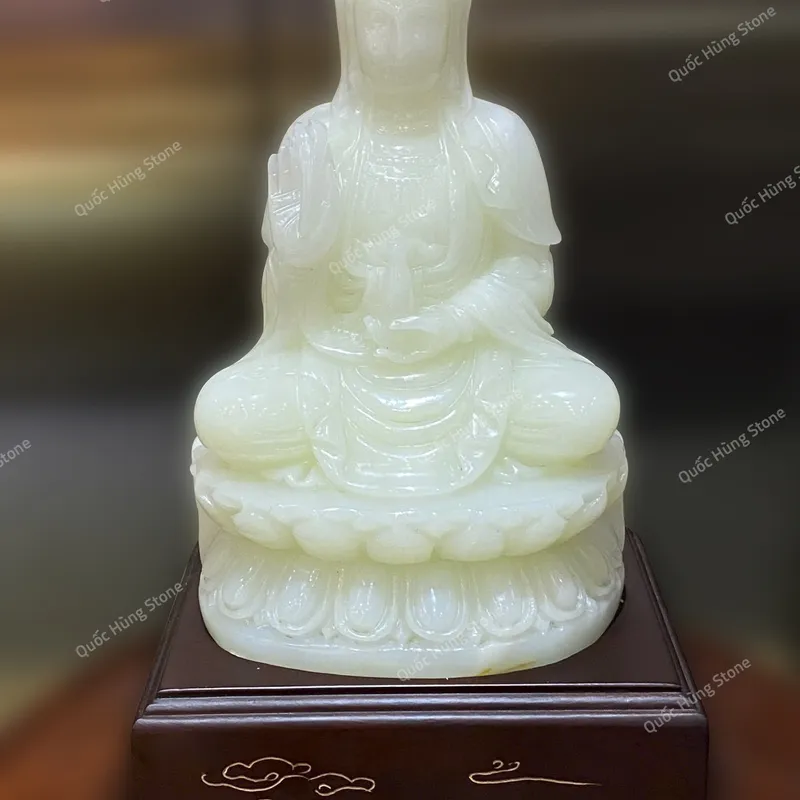 Tác Phẩm Quan Âm Ngọc Onyx 26x16cm