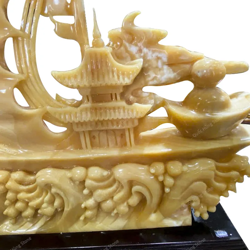 Tác Phẩm Thuận Buồm Xuôi Gió Ngọc Hoàng Long 