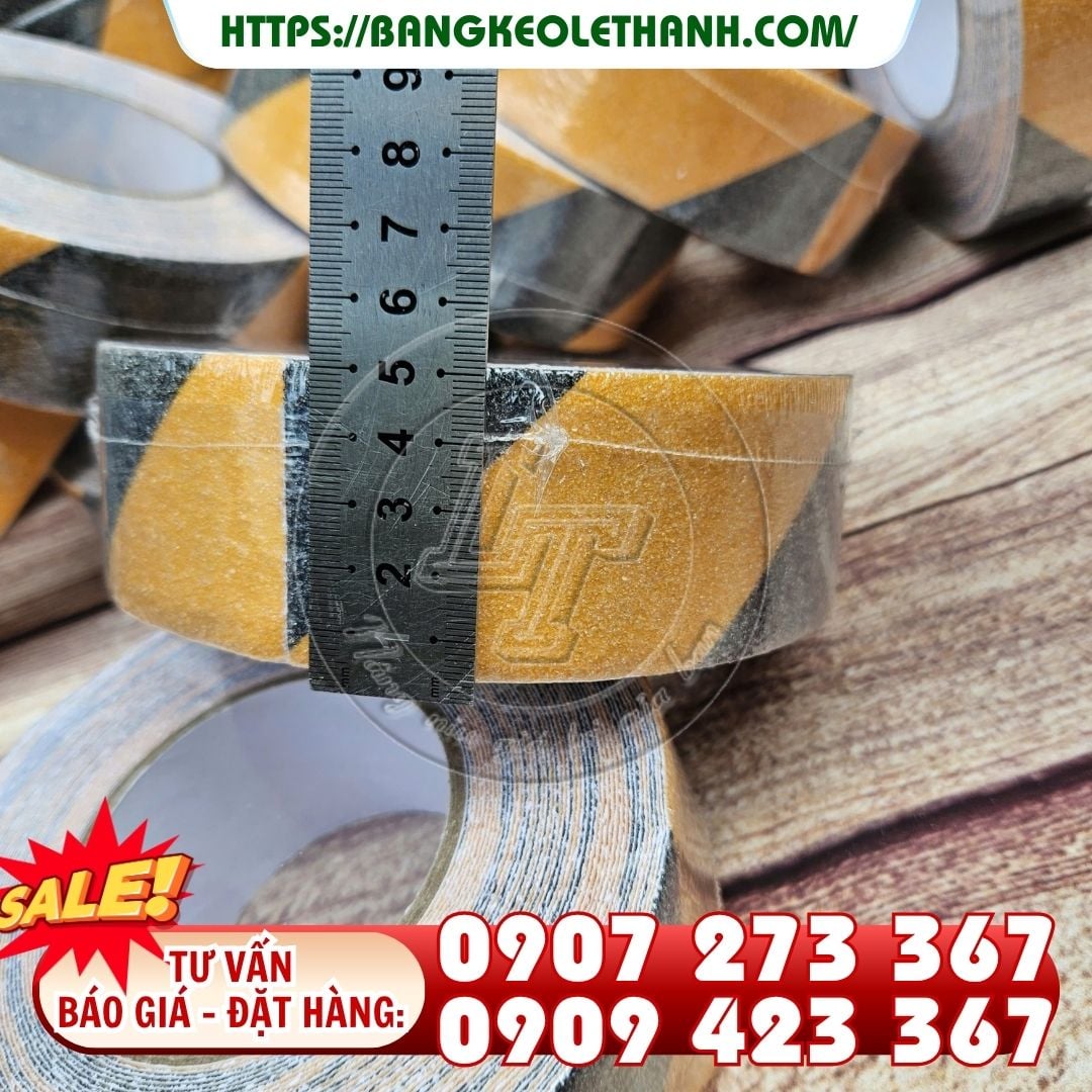 Băng keo chống trượt sọc vàng đen 5cmx18m