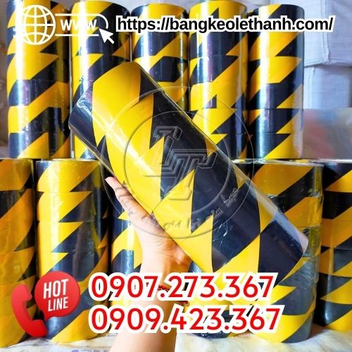 Băng keo dán nền vàng đen