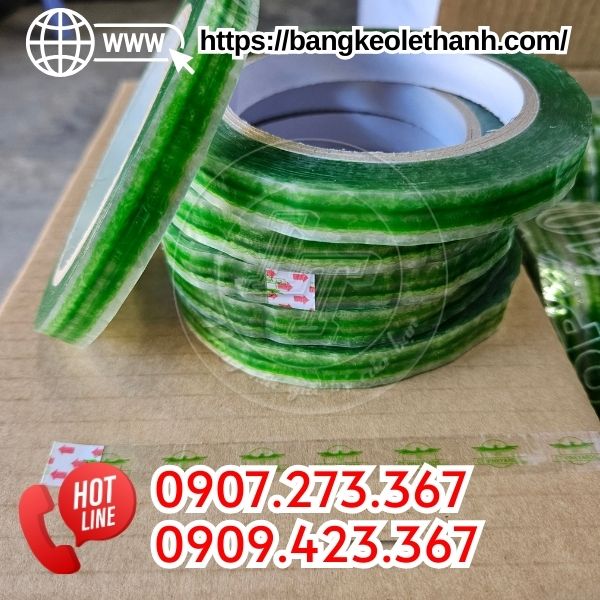 Băng keo in logo nền trong