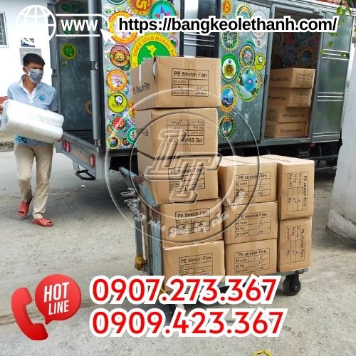 Giao màng pe trắng cho khách sỉ