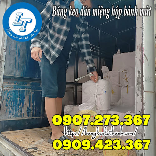 Băng keo dán miệng hộp bánh mứt tết