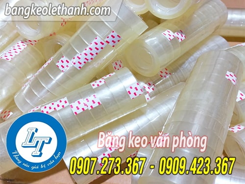 Băng keo nhỏ dùng trong trường học