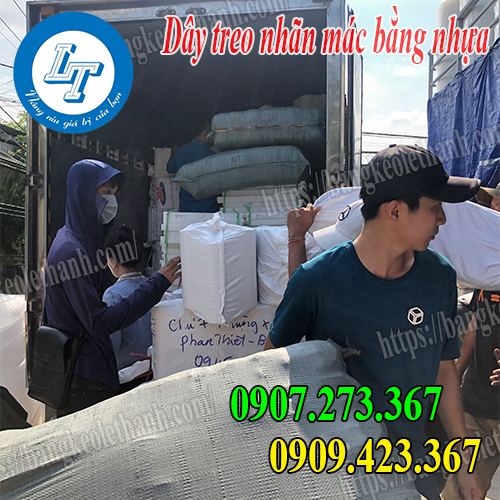 Dây treo nhãn mác bằng nhựa