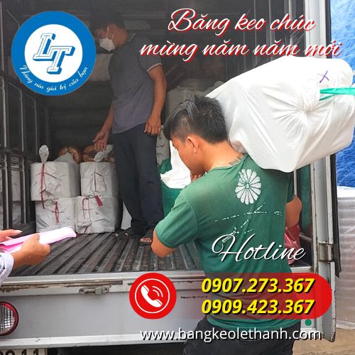 Giao băng keo chúc mừng năm mới
