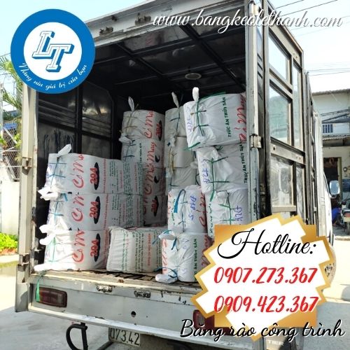 Giao miễn phí cuộn băng rào công trình