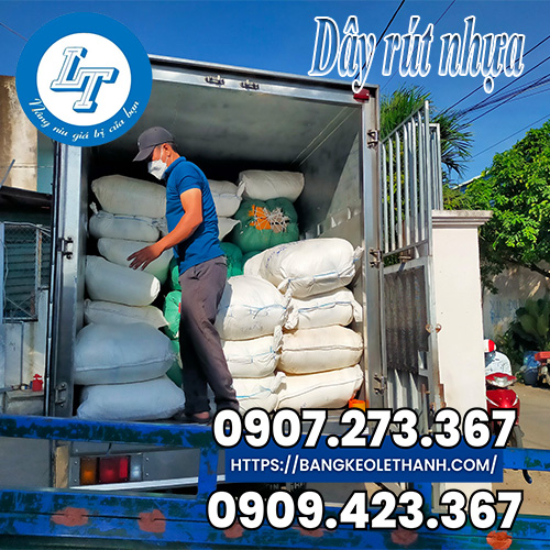 Lên đơn sỉ dây rút nhựa cho khách