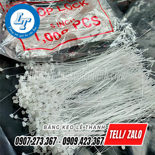 Móc xỏ, dây treo quần áo
