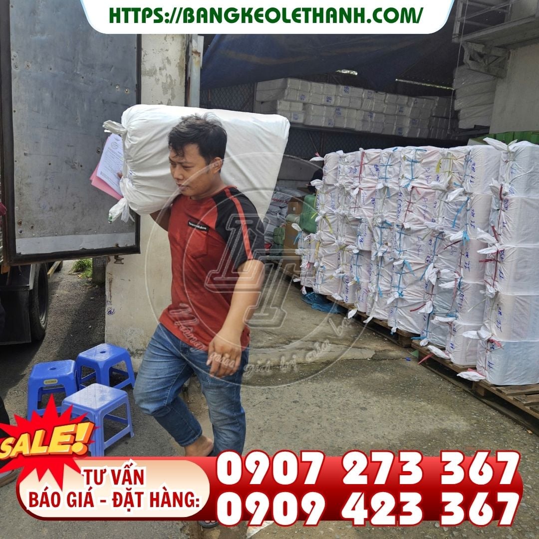 Lên băng keo chúc mừng năm mới 1.2cm cho khách HCM