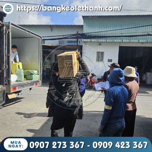 Lên súng bắn keo nến cho khách sỉ