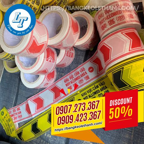 Băng rào công trình trắng đỏ, vàng đen Băng rào công trình trắng đỏ, vàng đen