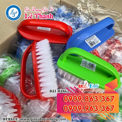Bàn chải chà sàn có tay cầm Bàn chải chà sàn có tay cầm