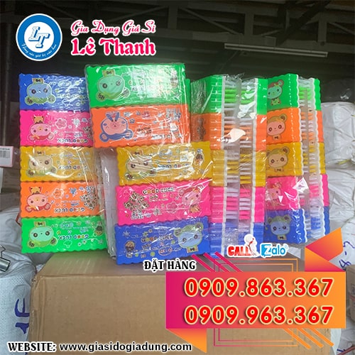 Bàn chải chà sàn đủ màu Bàn chải chà sàn đủ màu