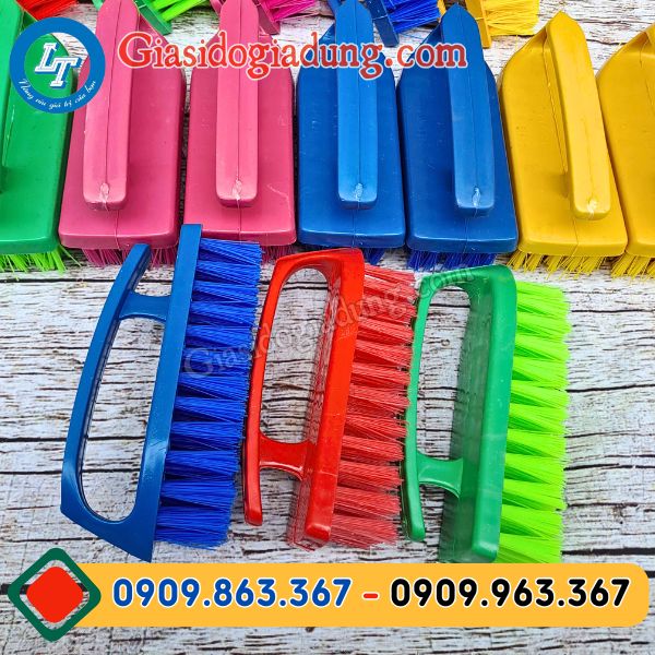 báo giá sỉ rẻ bàn chải có tay cầm đủ mẫu mã giá gốc