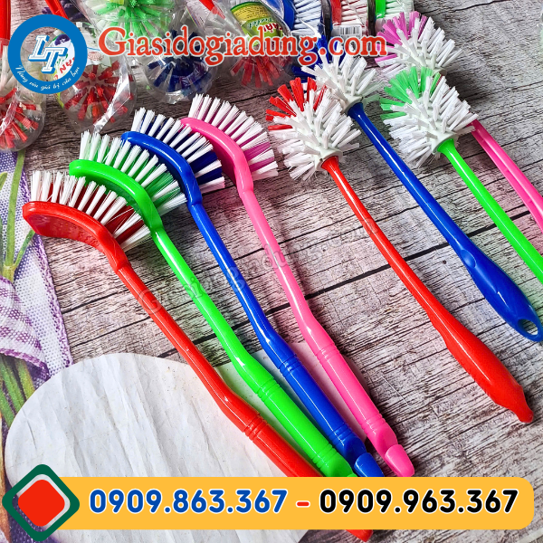 báo giá sỉ rẻ cây chà cọ toilet bồn cầu đủ mẫu mã màu sắc tại hcm