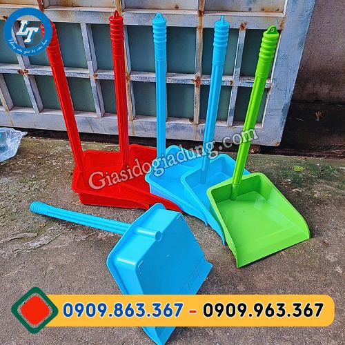 báo giá sỉ ky hốt rác nhựa cán dài hàng đẹp tại tphcm