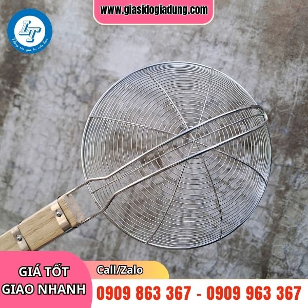 báo giá sỉ vợt chiên inox cán gỗ chất lượng cao