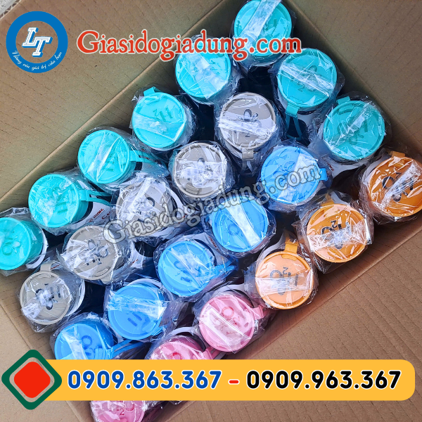 bình nước nhựa 750ml đủ màu thùng 24 cái