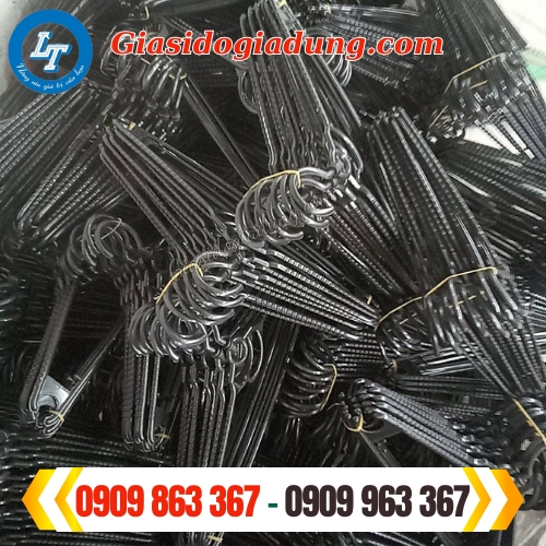 bỏ mối móc treo quần áo nhựa giá sỉ rẻ tận gốc
