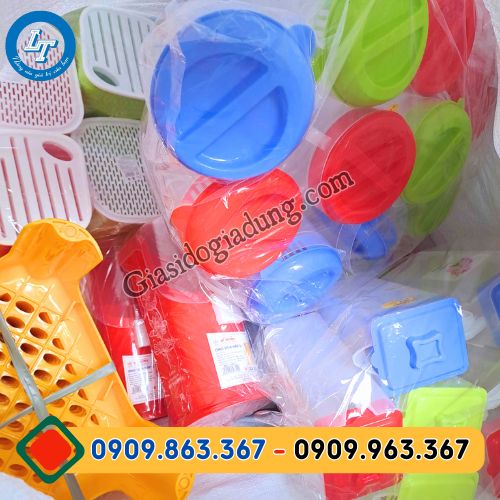 ca cốc nhựa đựng nước uống nhiều màu đẹp giá sỉ hcm