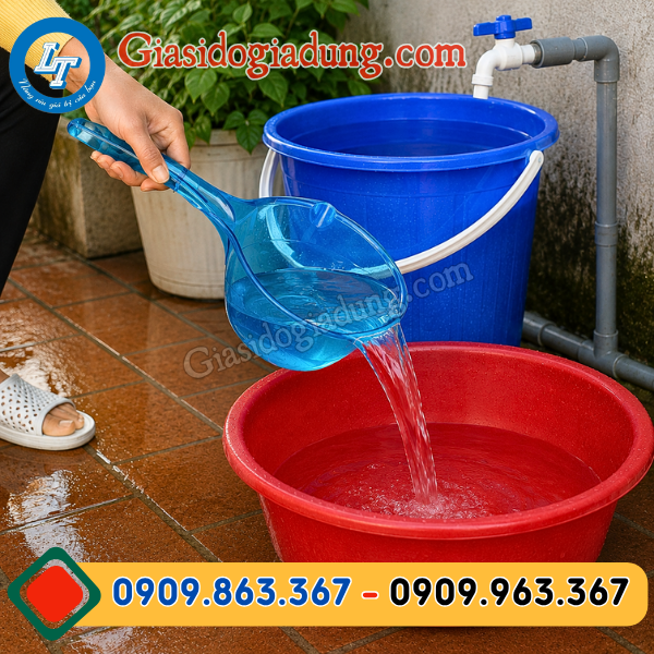 ca gáo nhựa múc nước trogn suốt đẹp mắt đa năng