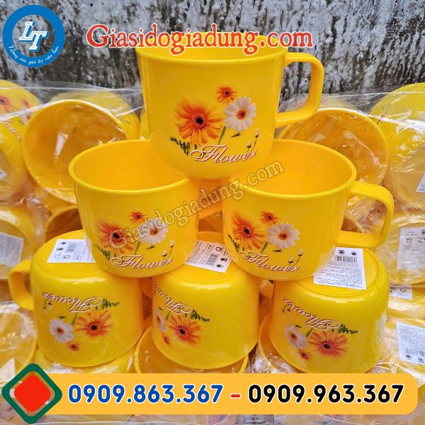 chỗ bán sỉ ly cốc nhựa trẻ em giá rẻ theo kiện 50 cái