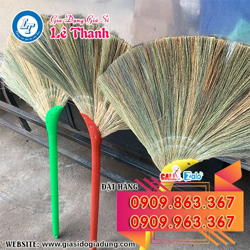 Chổi bông cỏ quét nhà nhiều màu Chổi bông cỏ quét nhà nhiều màu