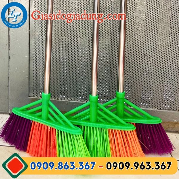 chổi nhựa quét nước cán inox dài giá sỉ đủ màu