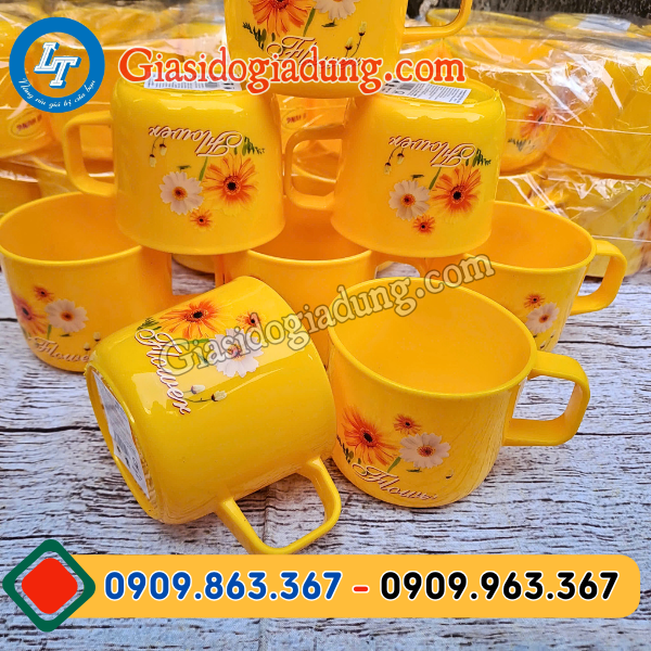 công ty bỏ sỉ ly cốc nhựa giá sỉ đủ loại cho bé