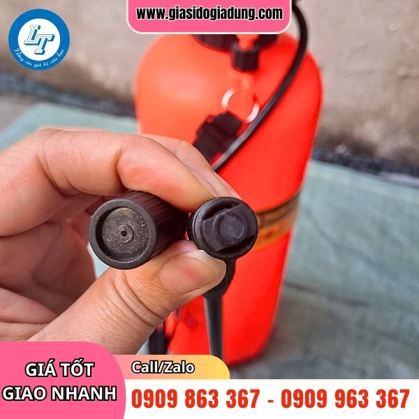đầu phun 2 chế độ bình xịt tưới cây 10 lít