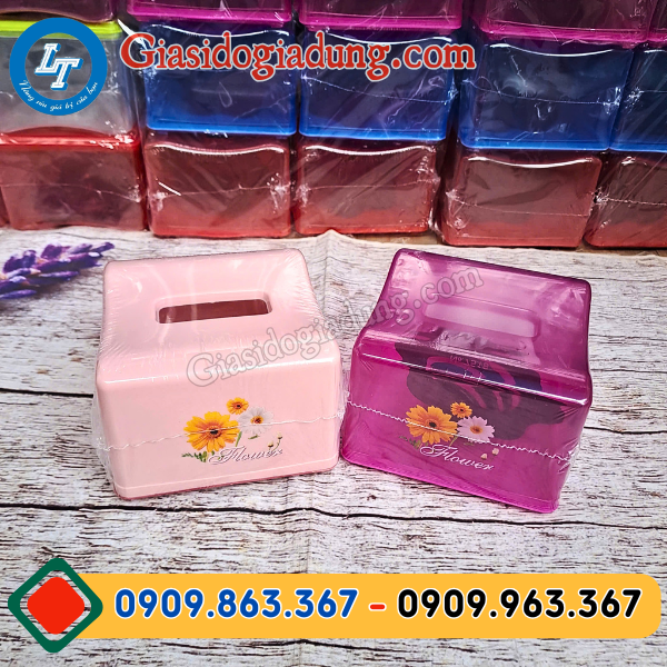 hộp đựng khăn giấy vuông lò xo trong đục giá sỉ uy tín tại miền nam