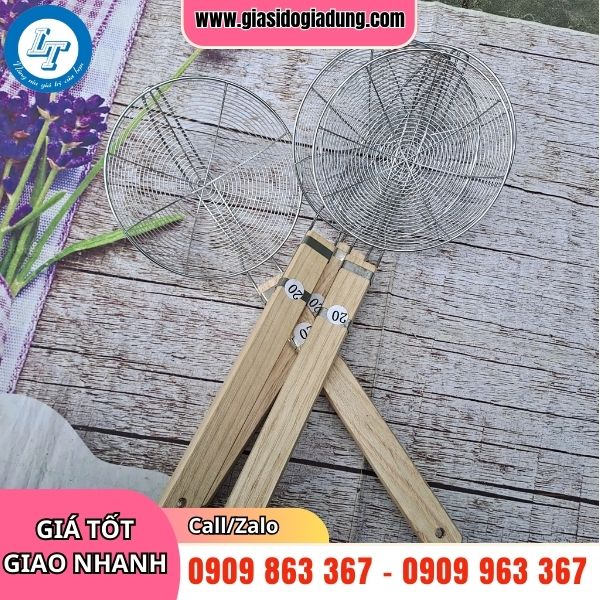 kho sỉ vợt chiên inox cán gỗ giá rẻ cạnh tranh toàn quốc