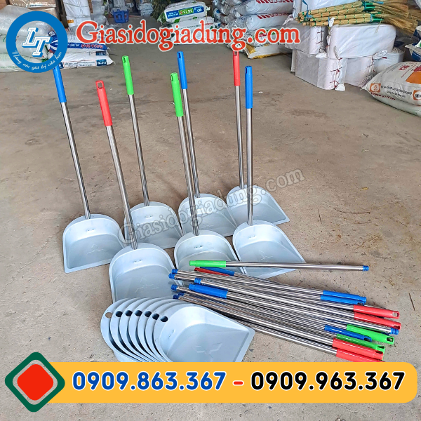 ky hốt rác nhôm cán inox giá rẻ giao hàng tận nơi