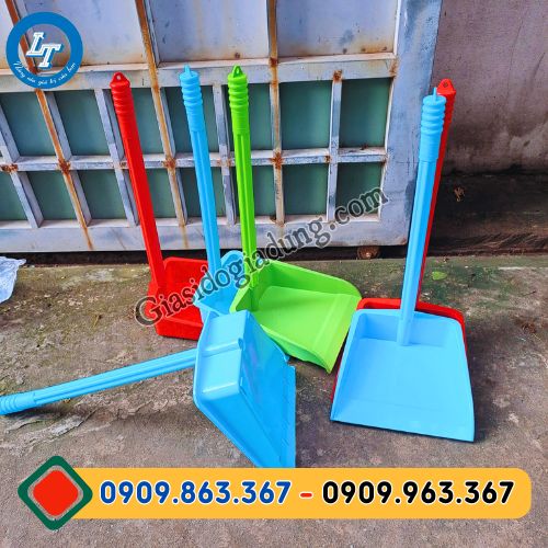 lấy sỉ ky hốt rác nhựa giá rẻ nhều màu tại tphcm