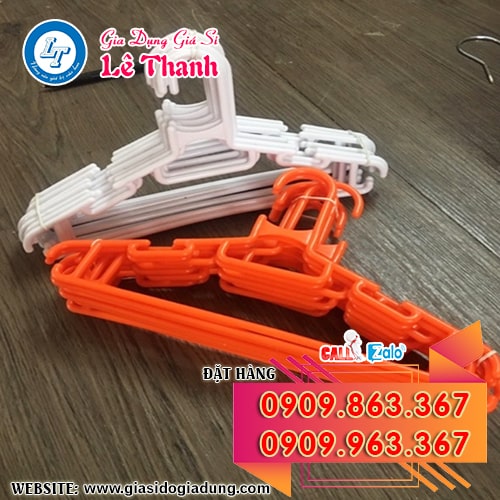 Móc nhựa bền chắc Móc nhựa bền chắc