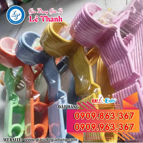 Móc nhựa đủ màu Móc nhựa đủ màu