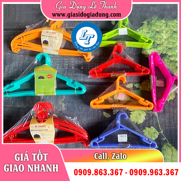 Móc nhựa quần áo